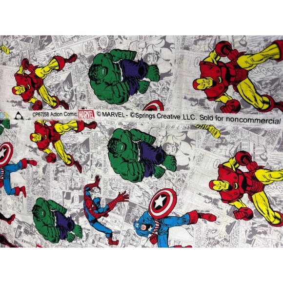 Marvel Comics Cotton Fabric 1/2 yard x 44" Featuring Classic Heroes Like Hulk Ir - Picture 4 of 12